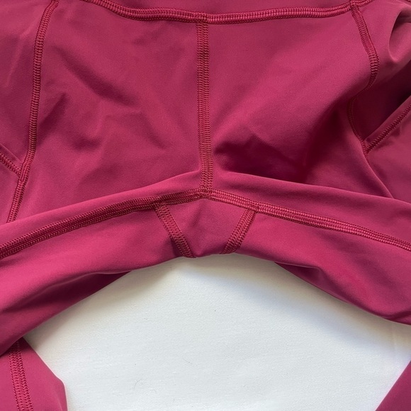 Lululemon Fast & Free 7/8 Tight II *Nulux 25"
Star Ruby - Picture 6 of 11